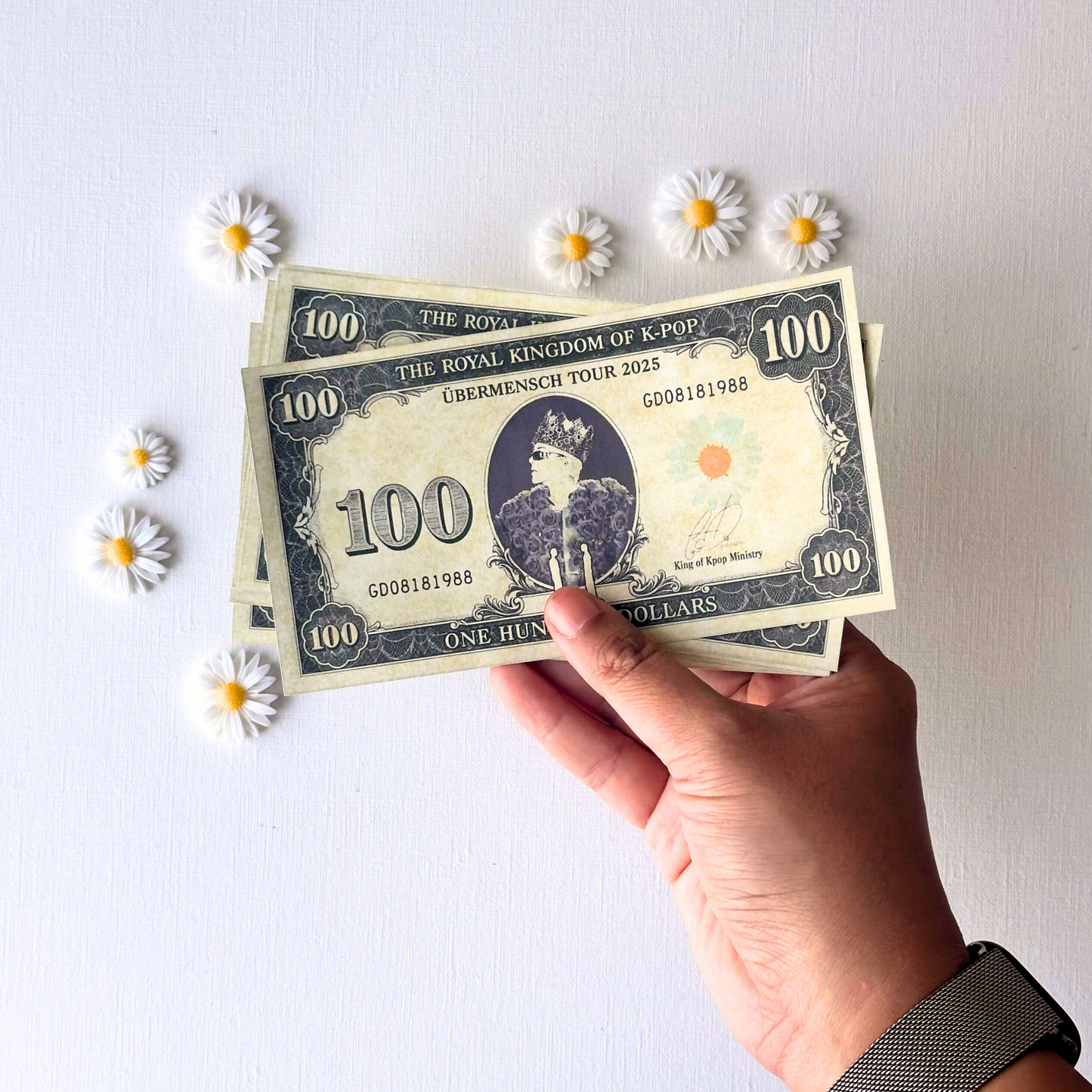 G-DRAGON Ubermensch Tour Dollar Bill Play Money Print, New Arrival